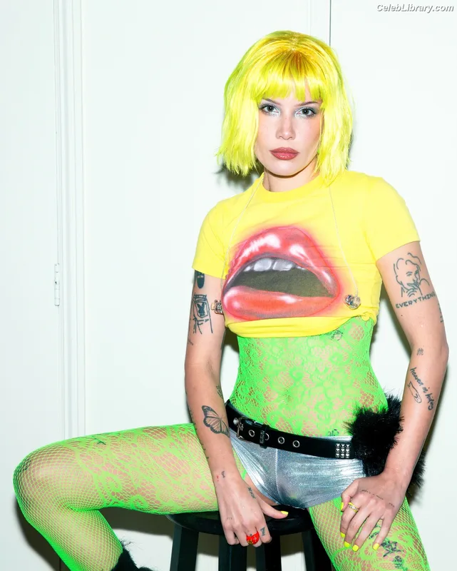 Halsey photo 15 of 1182