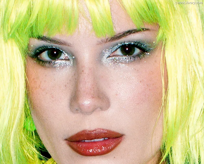 Halsey photo 22 of 1182
