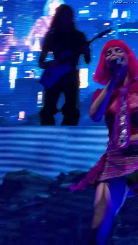 Halsey photo 22 of 1182