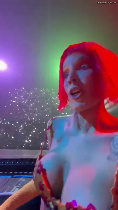 Halsey photo 16 of 1182