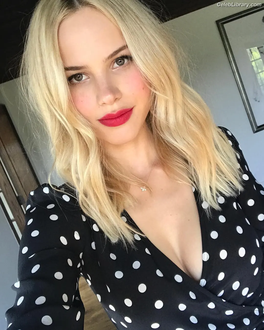 Halston Sage photo 21 of 283