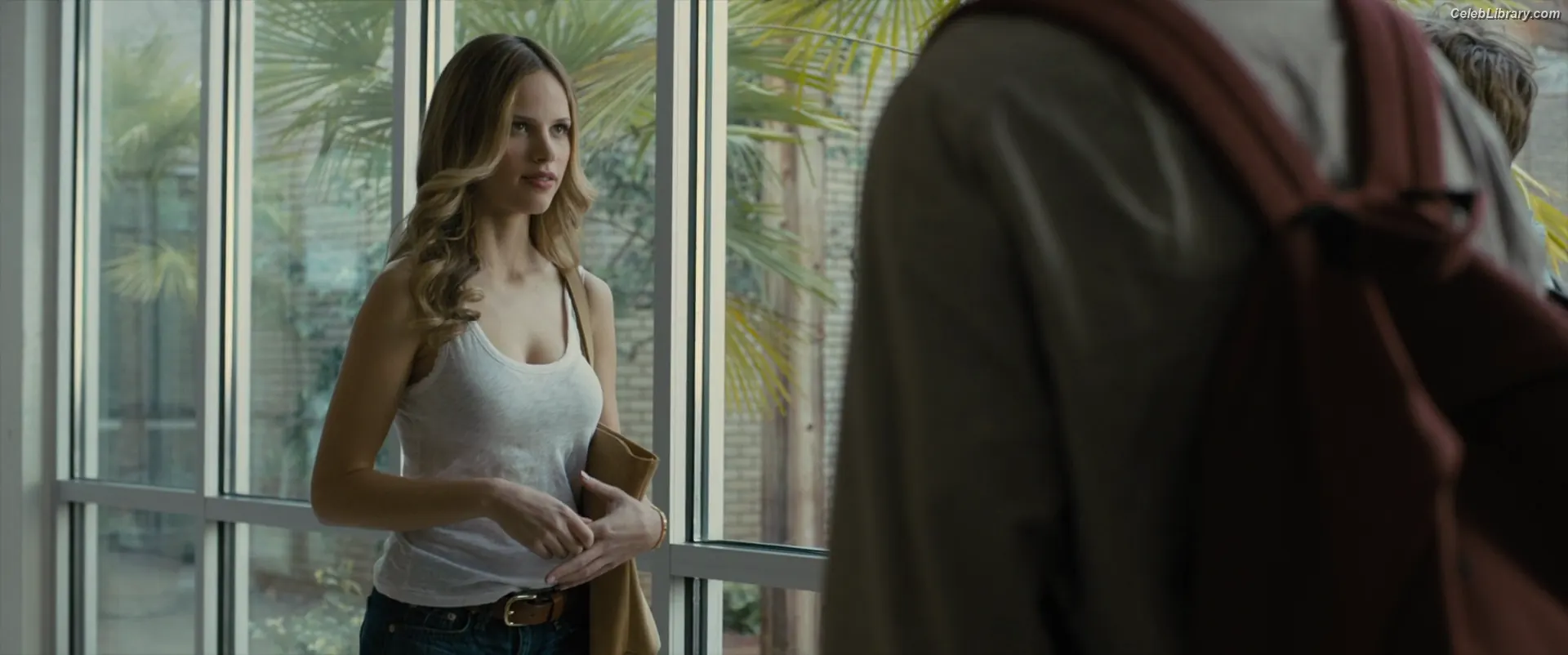 Halston Sage photo 13 of 283
