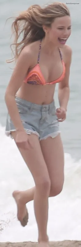 Halston Sage photo 16 of 284