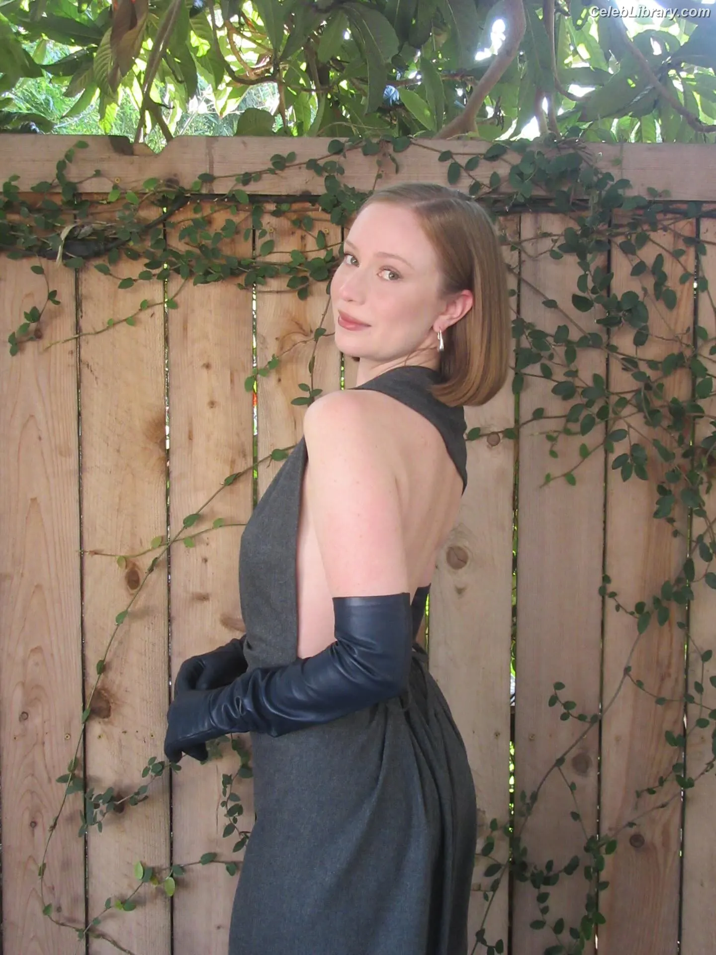 Hannah Einbinder photo 23 of 280
