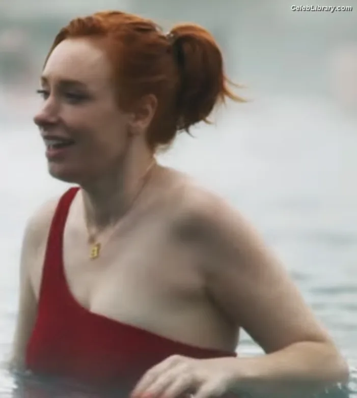 Hannah Fry photo 12 of 37
