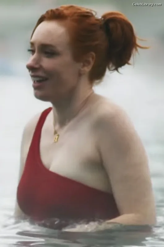 Hannah Fry photo 13 of 37