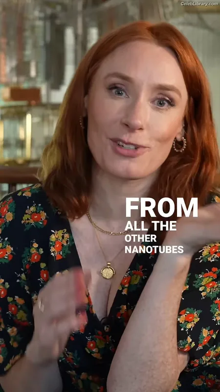 Hannah Fry photo 22 of 37