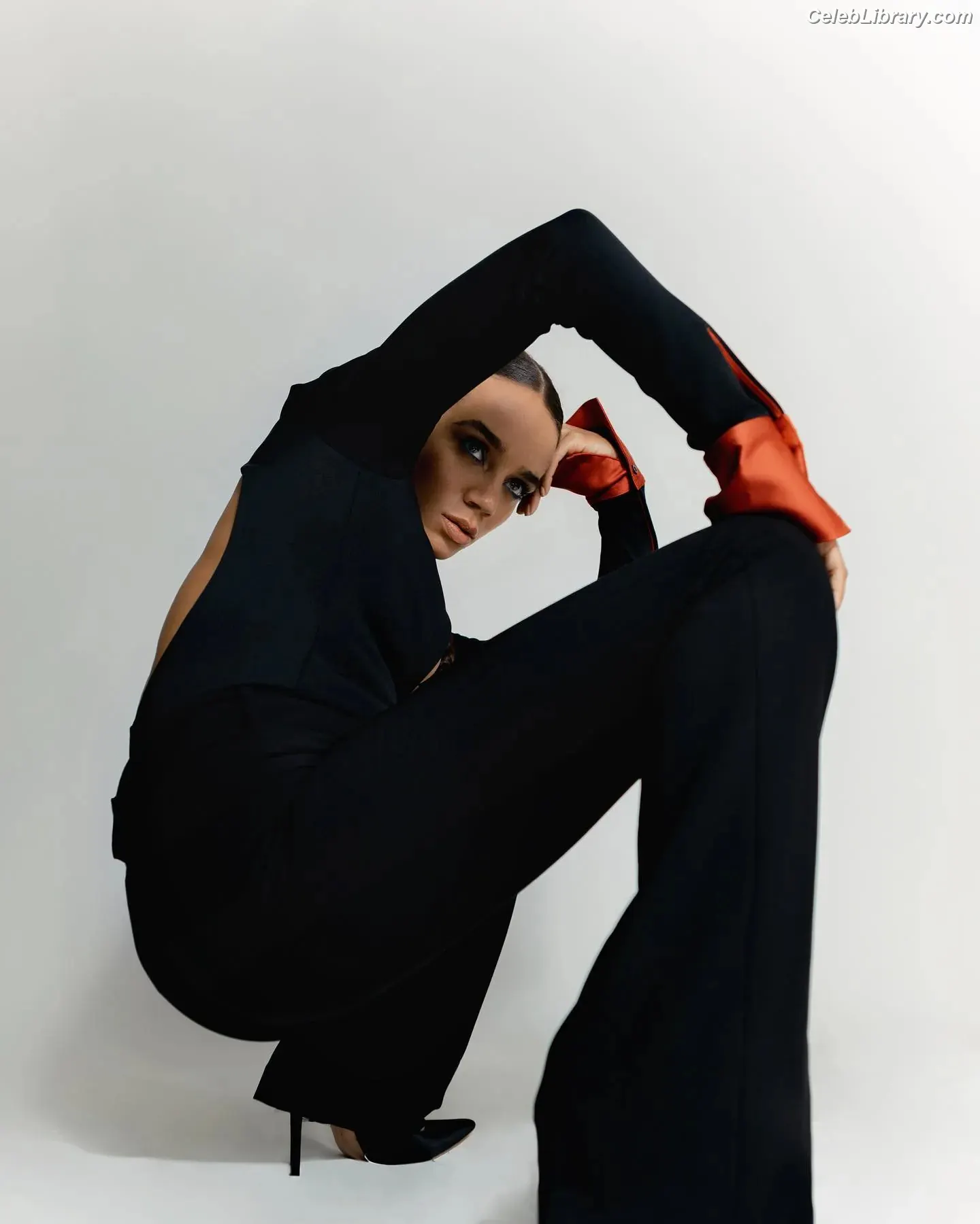 Hannah John-Kamen photo 24 of 504