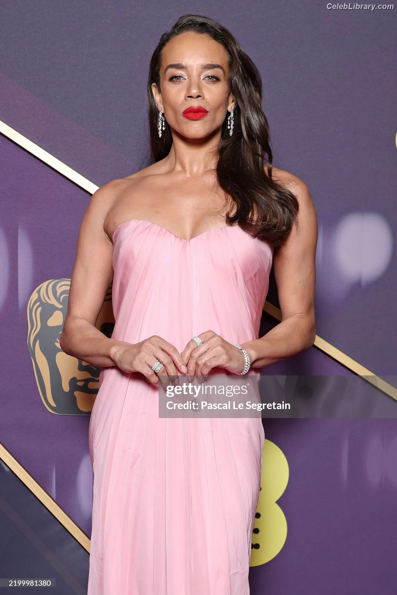 Hannah John-Kamen photo 5 of 504