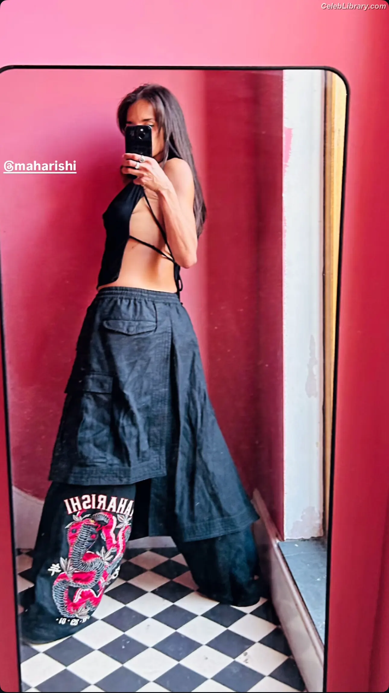 Hannah John-Kamen photo 17 of 504