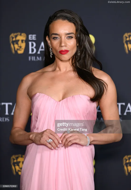 Hannah John-Kamen photo 1 of 505