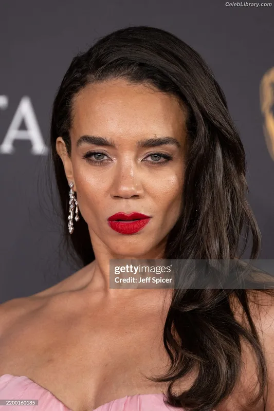 Hannah John-Kamen photo 7 of 505