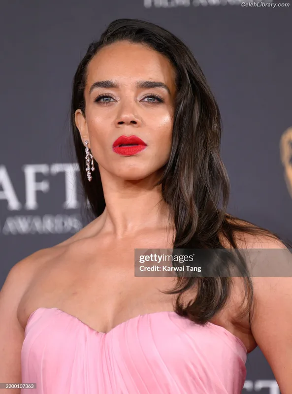 Hannah John-Kamen photo 12 of 505