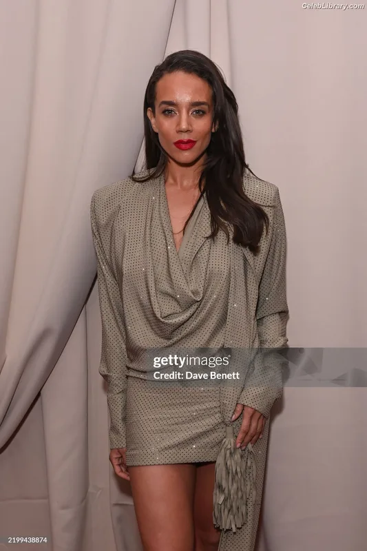 Hannah John-Kamen photo 1 of 505
