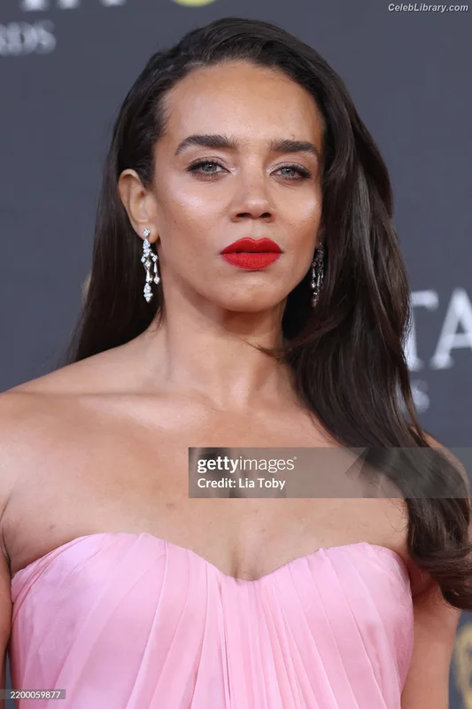 Hannah John-Kamen photo 5 of 505