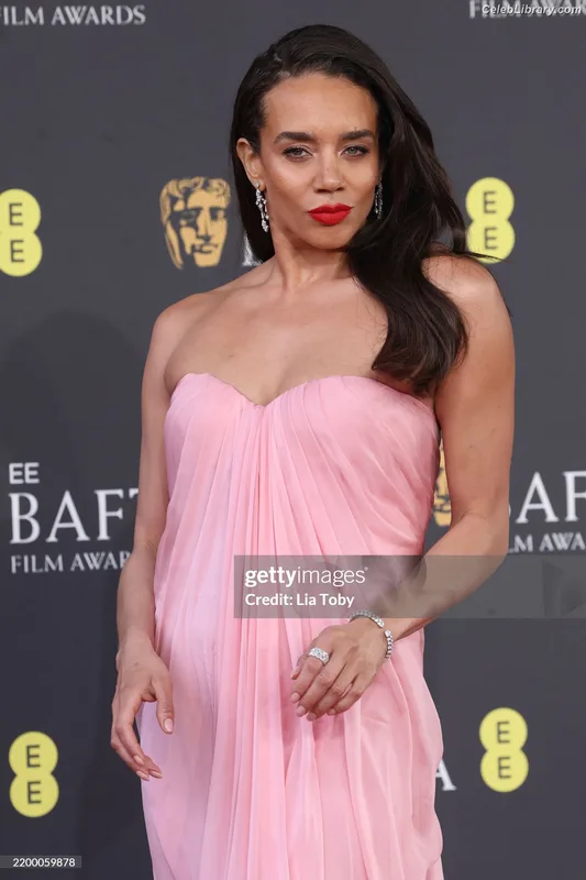 Hannah John-Kamen photo 6 of 505
