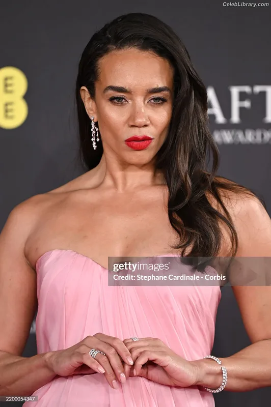 Hannah John-Kamen photo 8 of 505