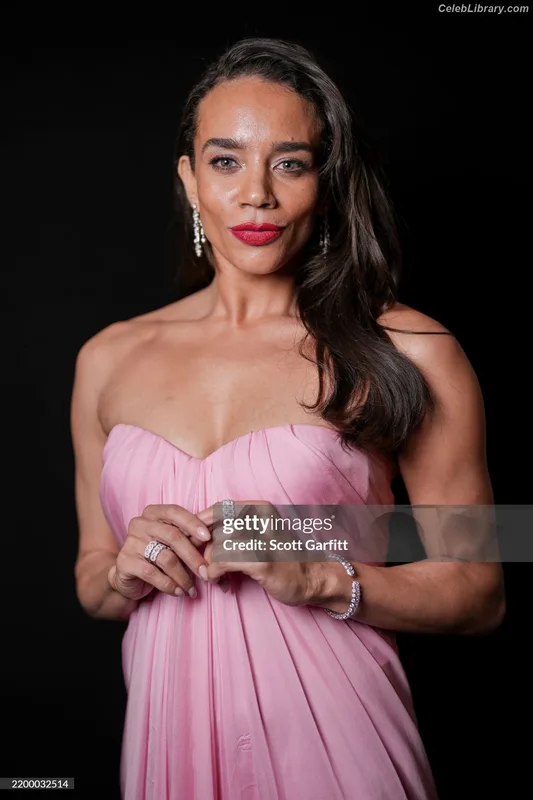 Hannah John-Kamen photo 17 of 505