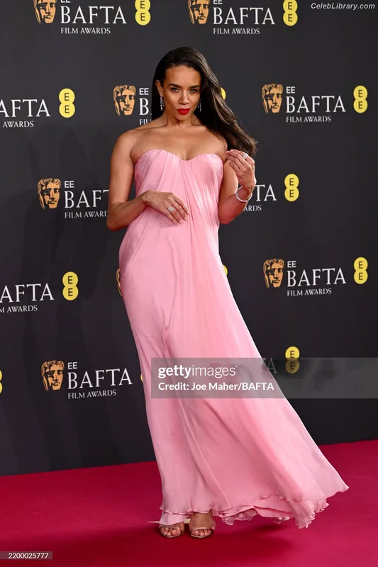 Hannah John-Kamen photo 22 of 505