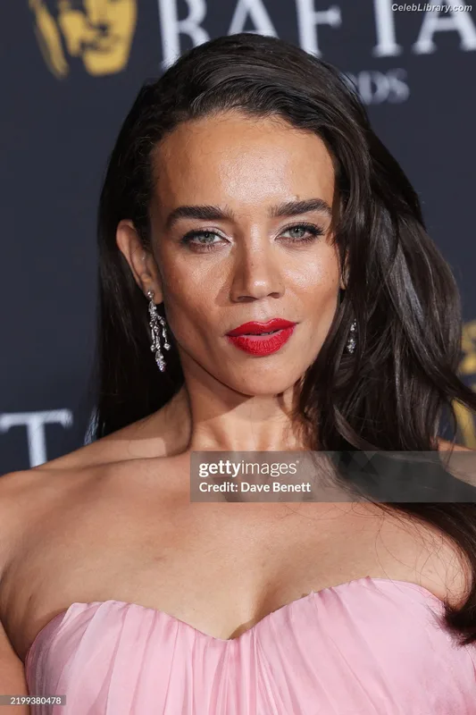Hannah John-Kamen photo 24 of 505