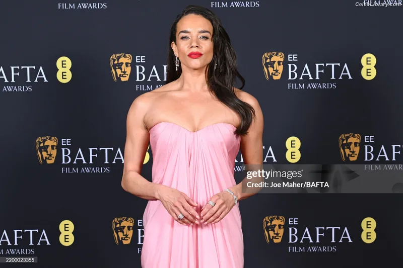 Hannah John-Kamen photo 10 of 505