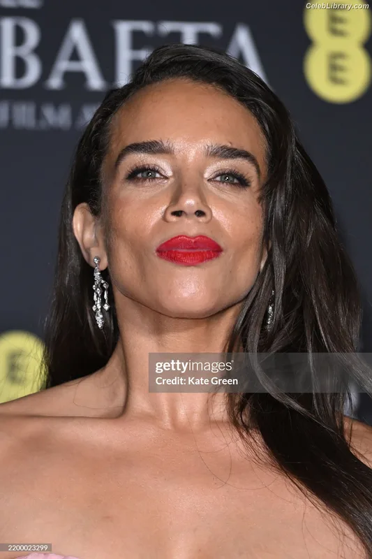 Hannah John-Kamen photo 22 of 505