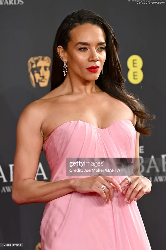 Hannah John-Kamen photo 3 of 505