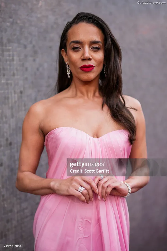 Hannah John-Kamen photo 12 of 505
