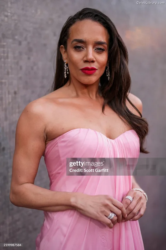Hannah John-Kamen photo 13 of 505
