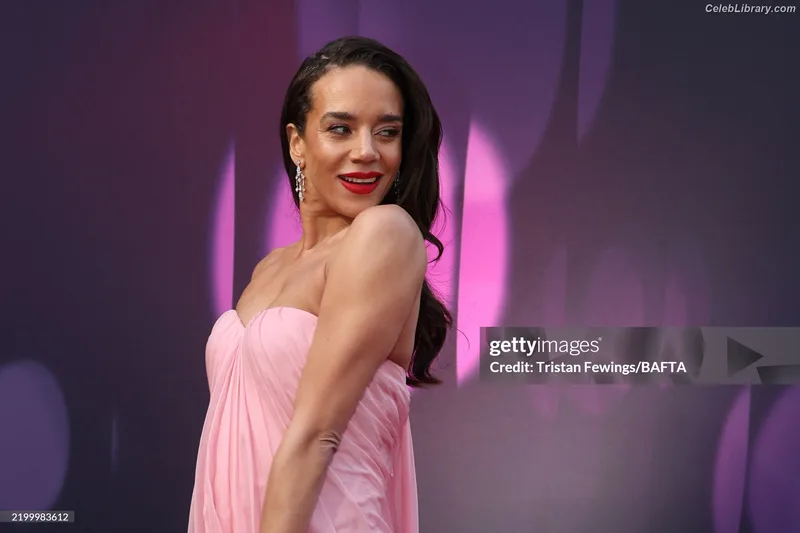 Hannah John-Kamen photo 20 of 505