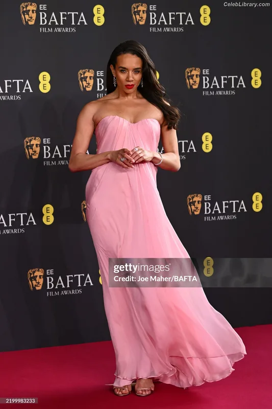 Hannah John-Kamen photo 21 of 505