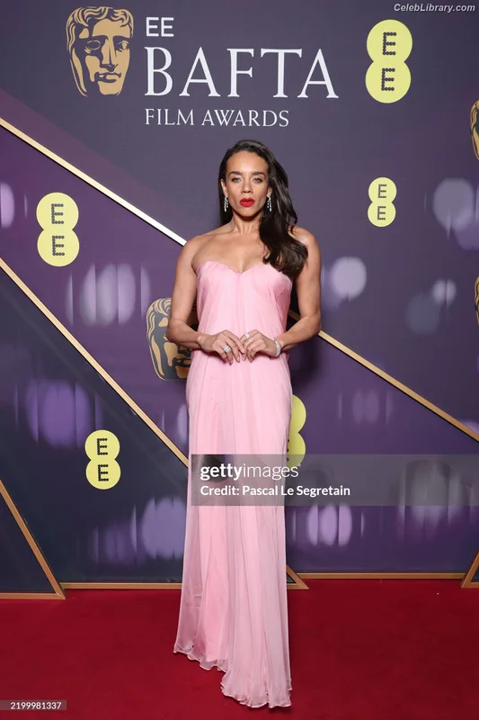 Hannah John-Kamen photo 6 of 505