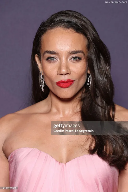 Hannah John-Kamen photo 7 of 505