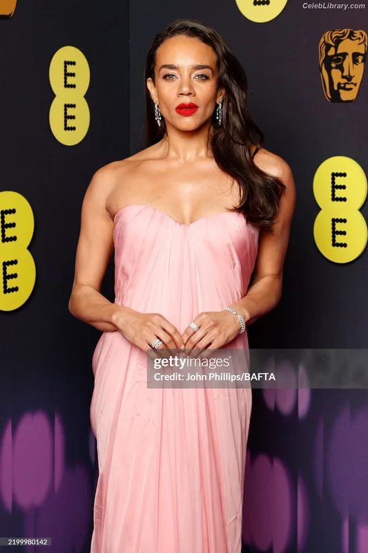 Hannah John-Kamen photo 13 of 505