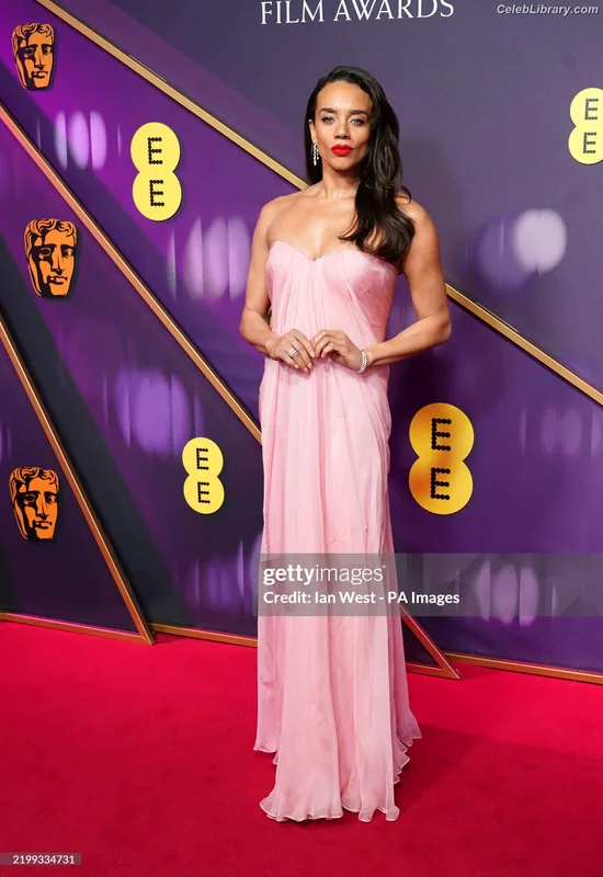 Hannah John-Kamen photo 15 of 505