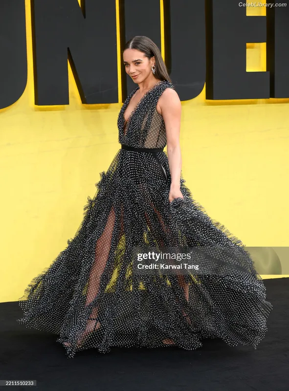 Hannah John-Kamen photo 15 of 505