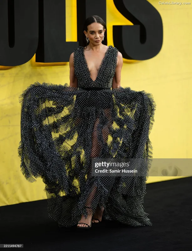Hannah John-Kamen photo 5 of 505