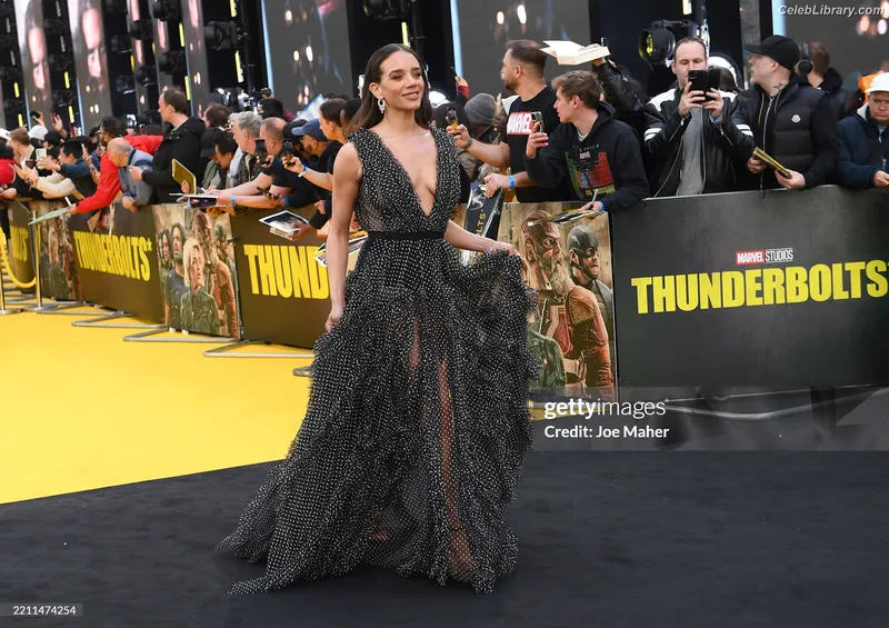Hannah John-Kamen photo 13 of 505