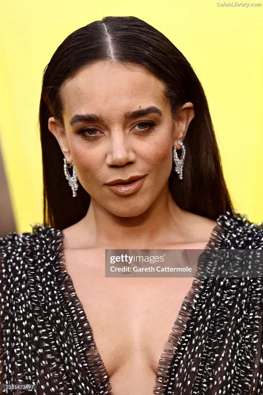 Hannah John-Kamen photo 20 of 505