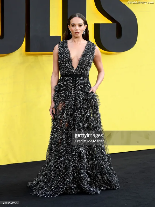 Hannah John-Kamen photo 10 of 505