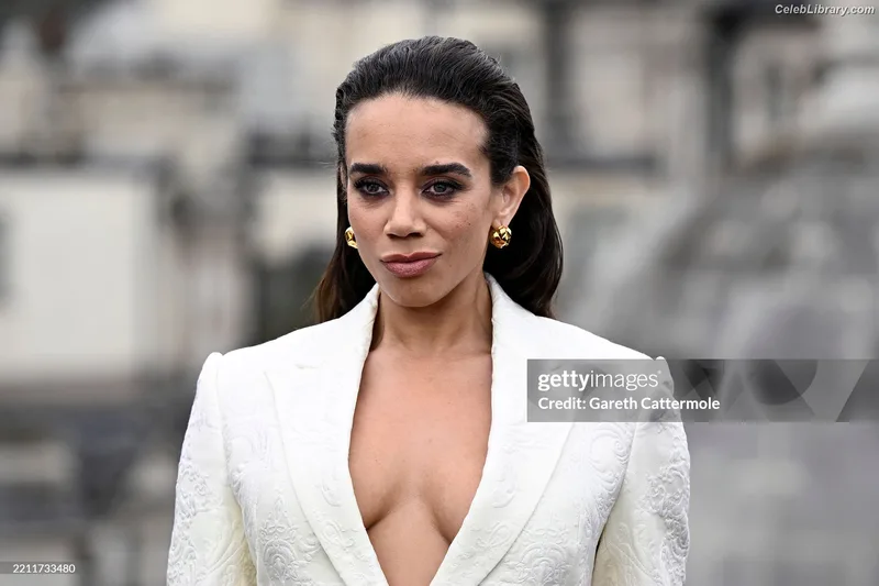 Hannah John-Kamen photo 9 of 505