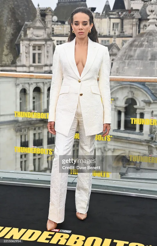 Hannah John-Kamen photo 16 of 505