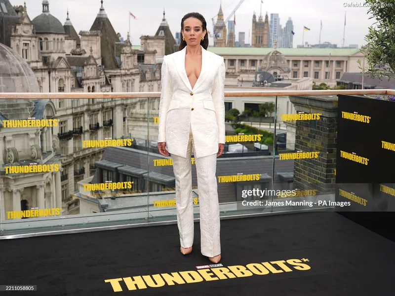 Hannah John-Kamen photo 19 of 505