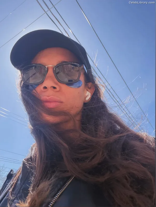 Hannah John-Kamen photo 18 of 505
