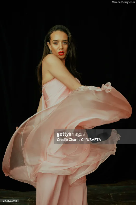 Hannah John-Kamen photo 7 of 505