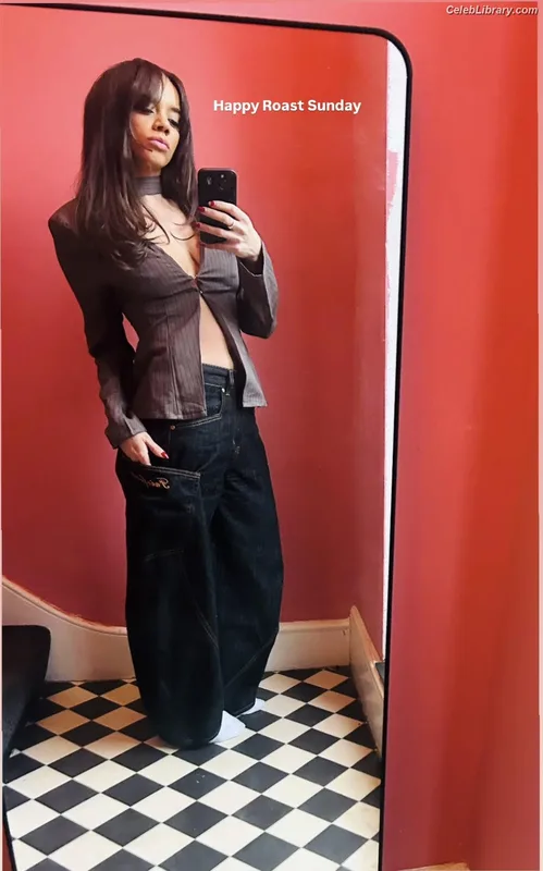 Hannah John-Kamen photo 13 of 505