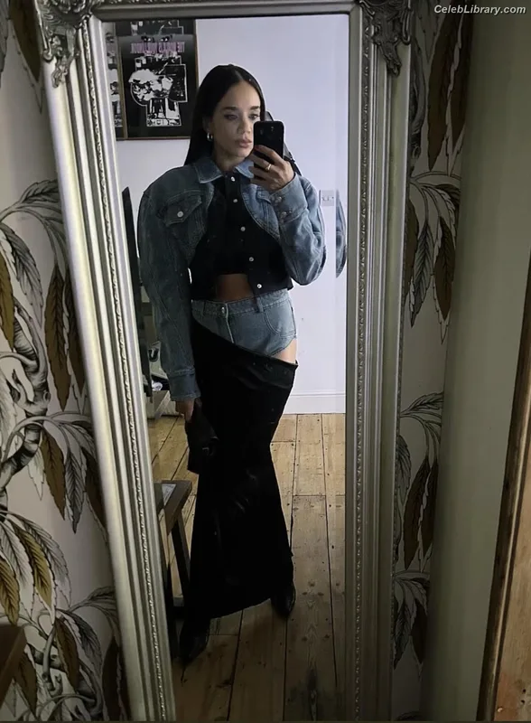 Hannah John-Kamen photo 14 of 505