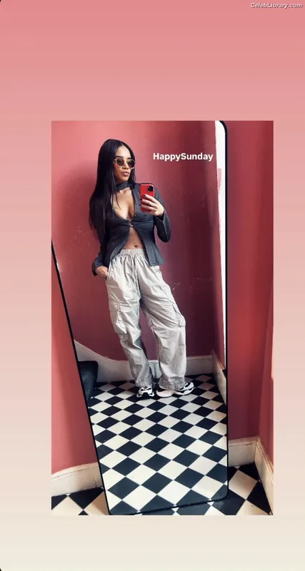 Hannah John-Kamen photo 15 of 505