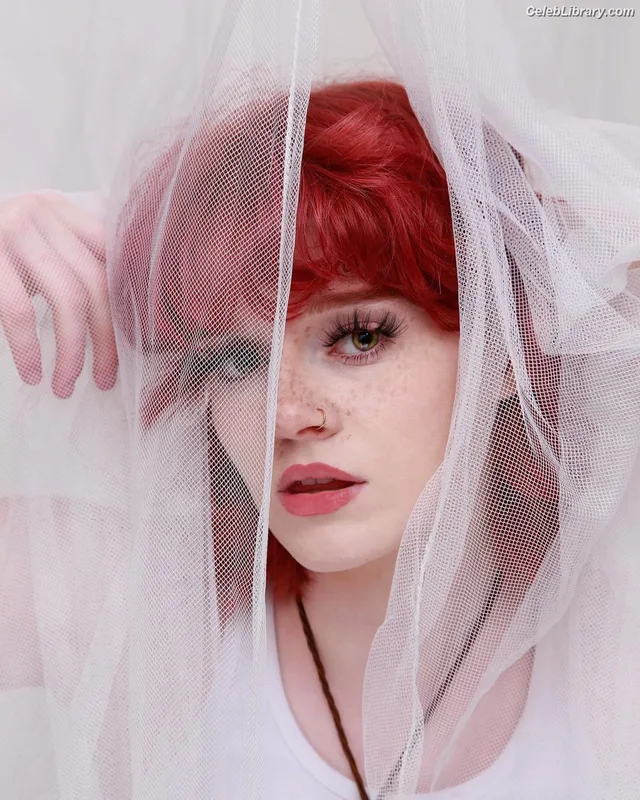 Hannah Mccloud photo 2 of 155