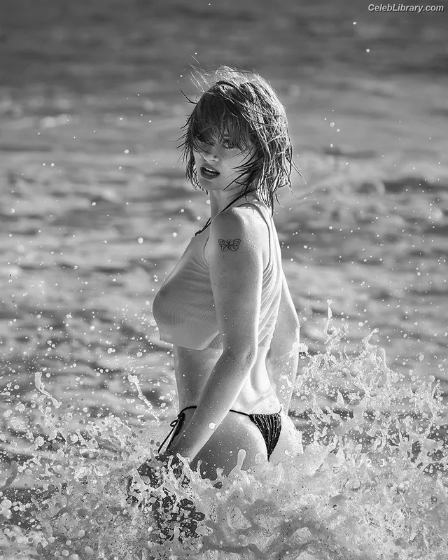 Hannah Mccloud photo 8 of 155